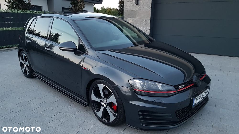 Volkswagen Golf 2.0 TSI BMT GTI Performance DSG - 2