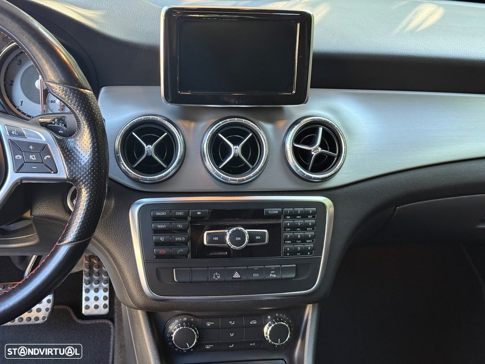 Mercedes-Benz CLA 220 CDI AMG Line Aut. - 26