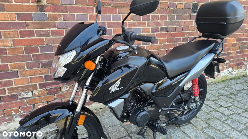 Honda CBF - 4