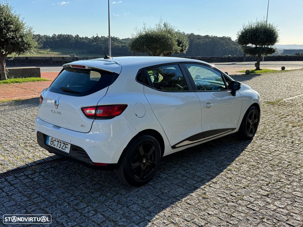 Renault Clio dCi 90 Dynamique - 4