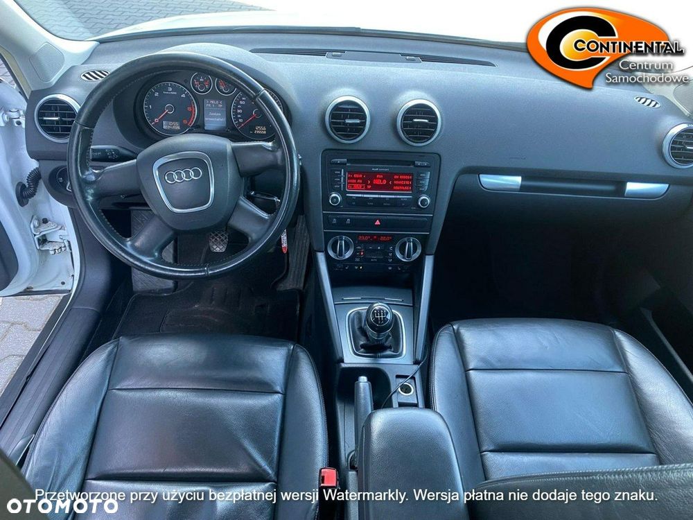Audi A3 Sportback - 11