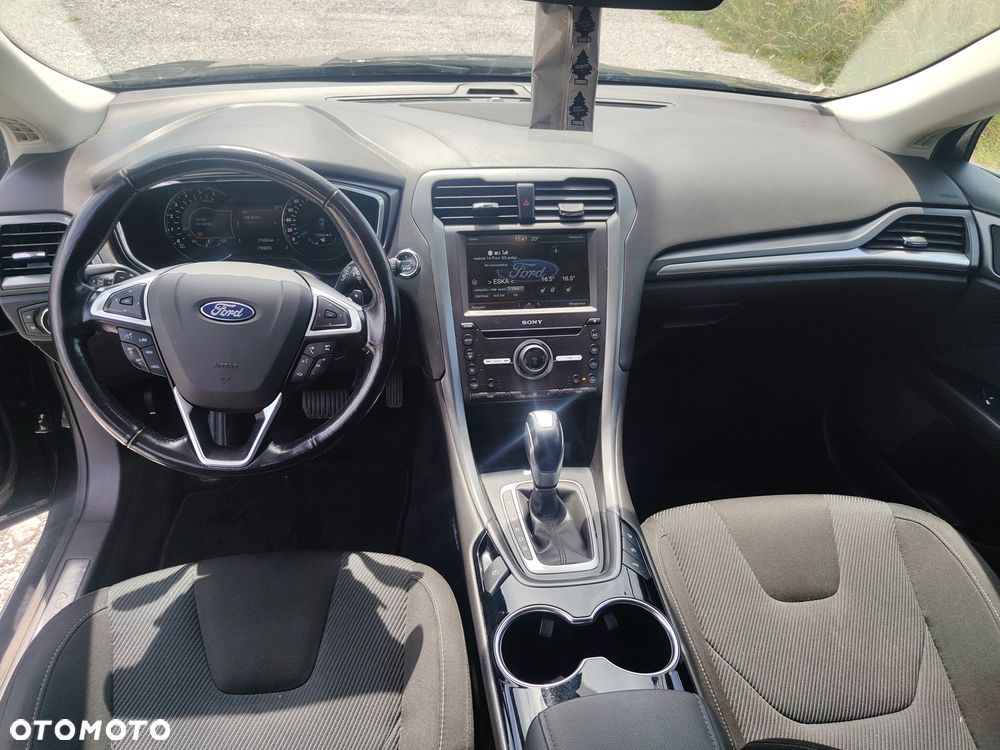 Ford Mondeo - 8
