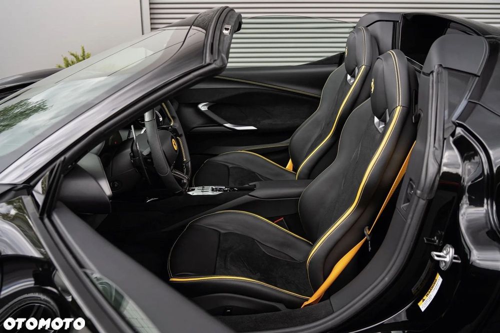 Ferrari 296 GTS - 21
