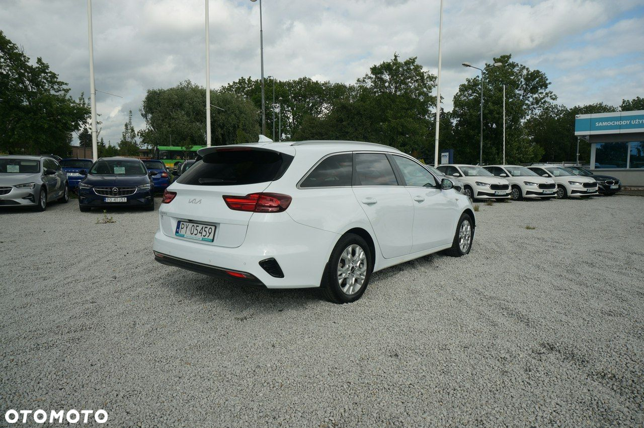 Kia Ceed 1.5 T-GDI M - 6