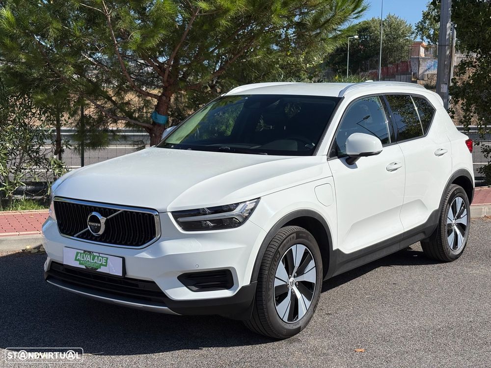 Volvo XC 40 1.5 T5 PHEV Momentum Plus - 3