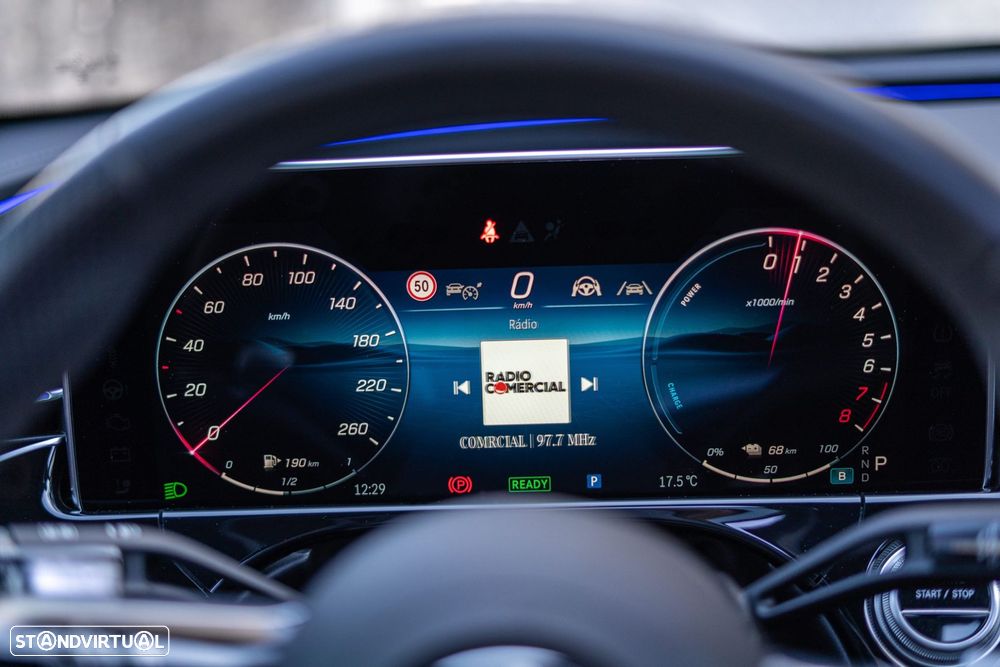 Mercedes-Benz E 300 e Station - 57