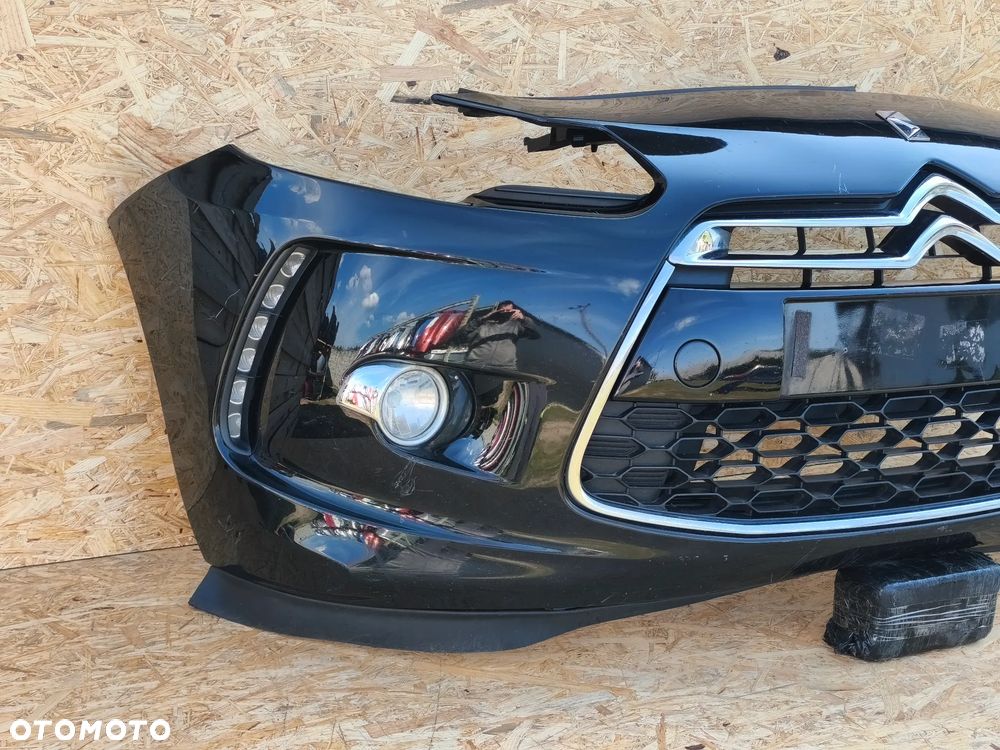 Citroen DS3 10-16r zderzak przód przedni LED - 2