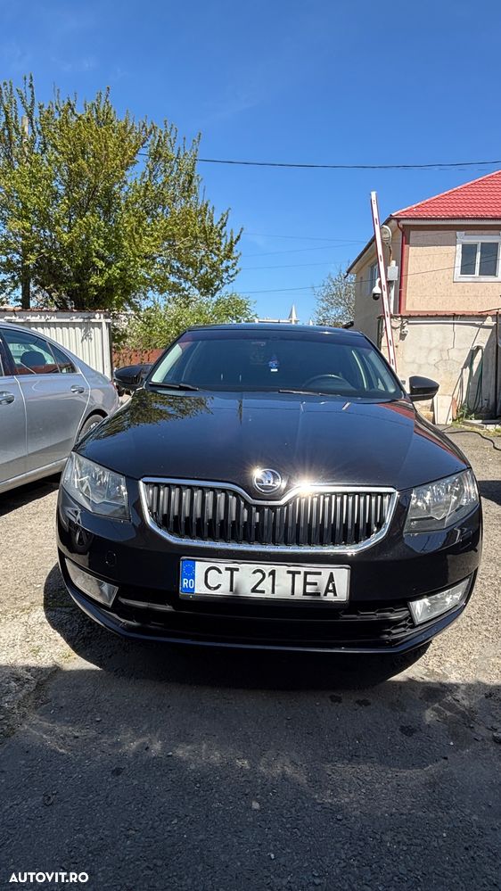 Skoda Octavia 2.0 TDI DSG 4X4 Style - 2