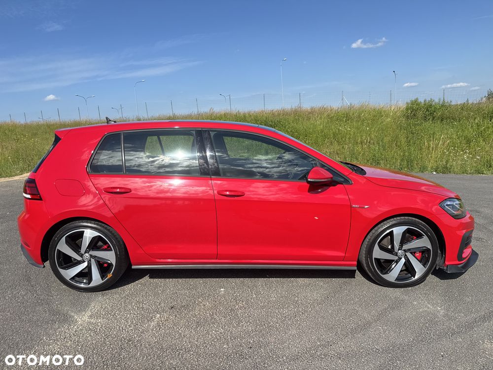 Volkswagen Golf - 7