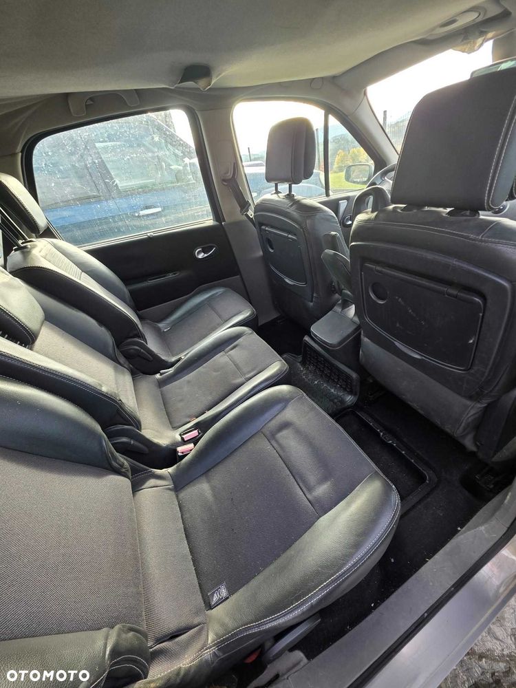 Renault Grand Scenic - 7