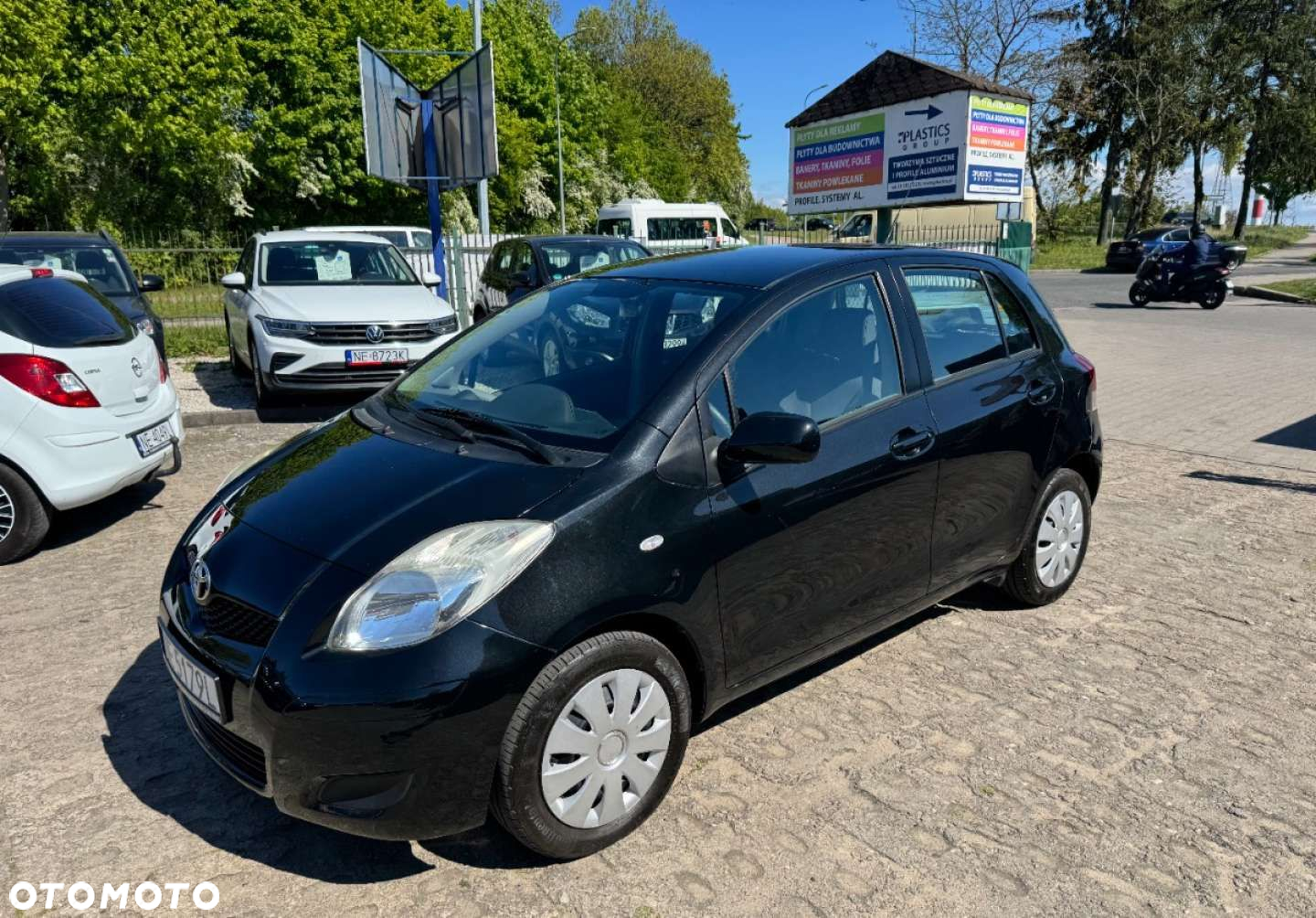 Toyota Yaris - 4