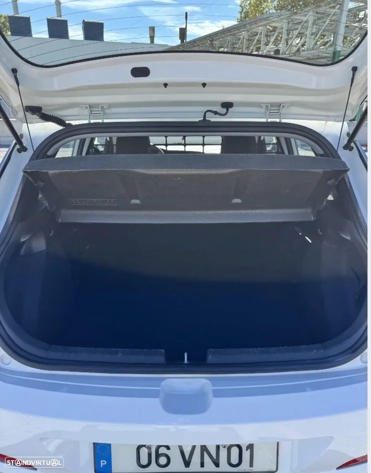 Hyundai i20 / 1.1 CRDi Access Plus - 25