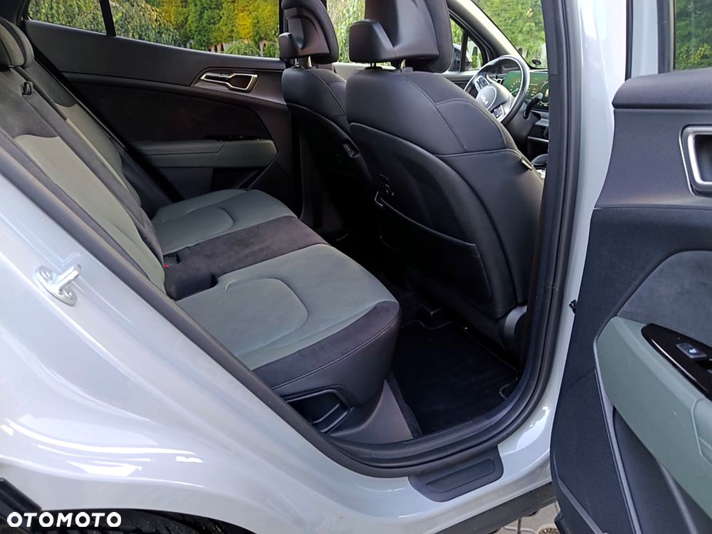 Kia Sportage 1.6 T-GDI MHEV Anniversary 4WD DCT - 23