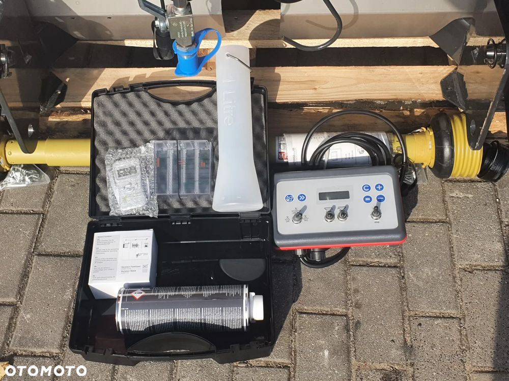 Kverneland EXACTA HL 2.800 L sterowany elektrycznie, szerokość max. 36 m - 17