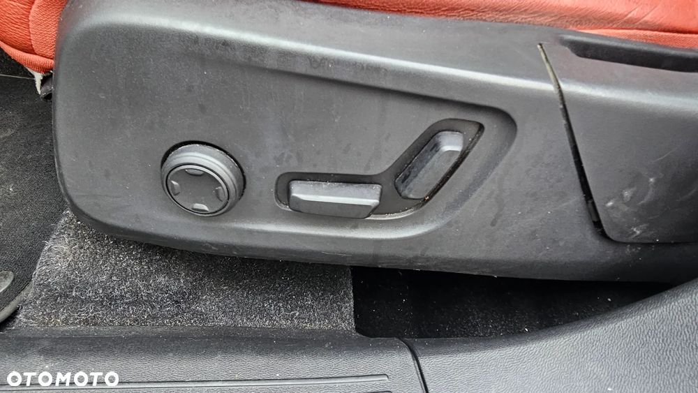 Volvo XC 40 - 9