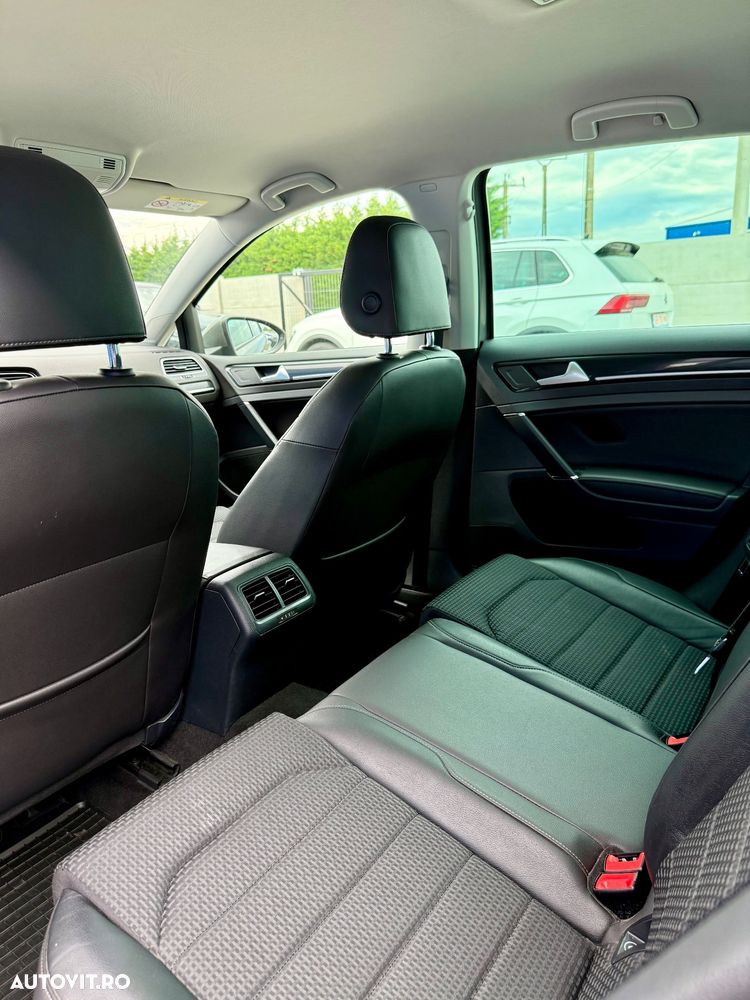 Volkswagen Golf 2.0 BlueTDI 4Motion Highline - 11