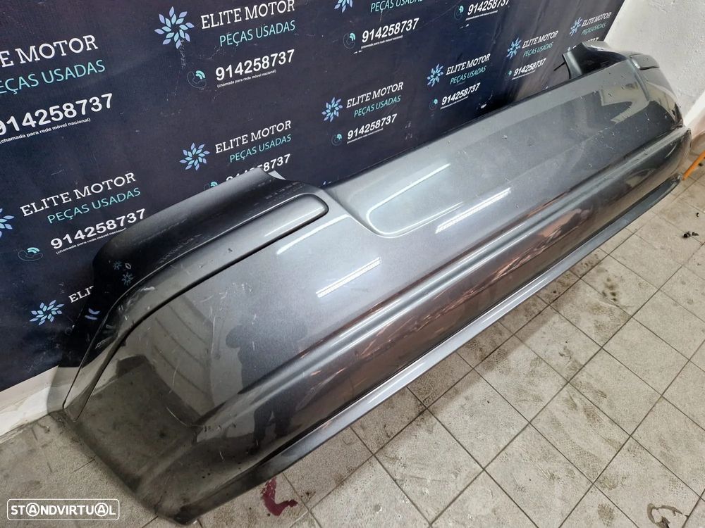 Parachoques traseiro usado TOYOTA AVENSIS T25 CARRO SEDAN