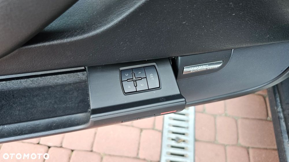 Audi A8 4.2 TDI Quattro - 38