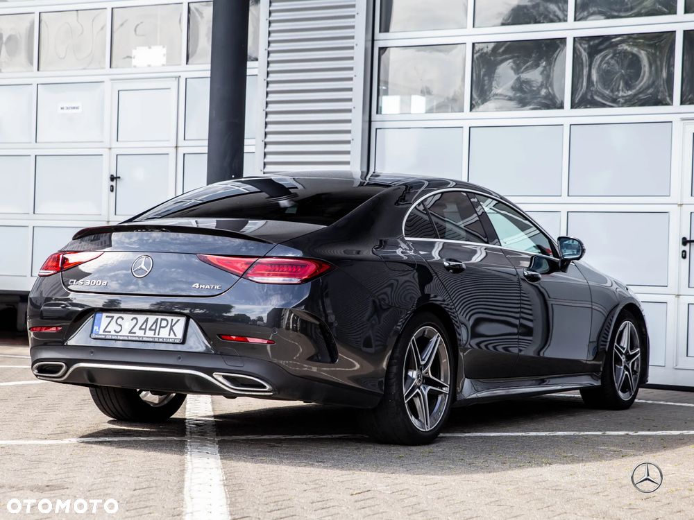 Mercedes-Benz CLS 300 d 4-Matic AMG - 8