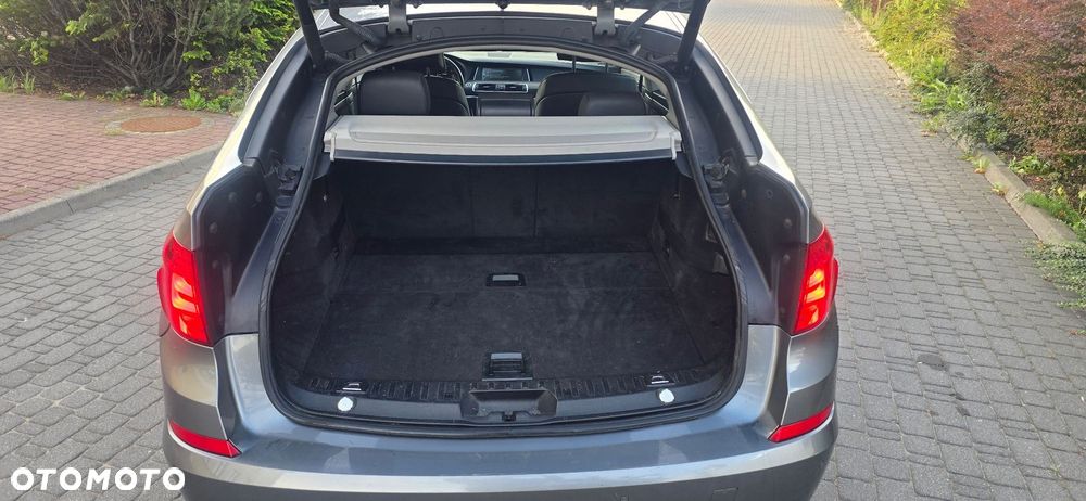 BMW 5GT 530d xDrive - 17