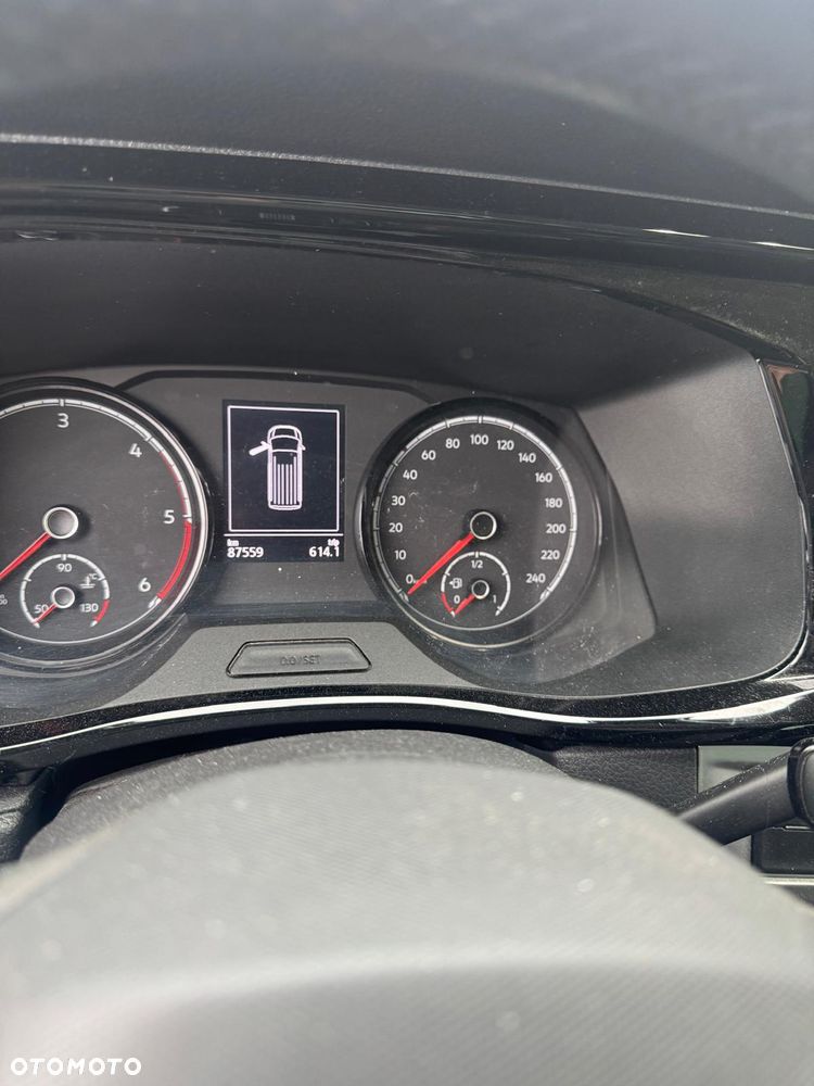 Volkswagen Multivan 2.0 TDI L1 Highline DSG - 8