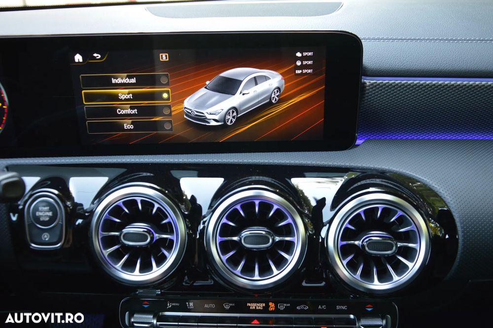 Mercedes-Benz CLA 180 7G-DCT Special Edition - 18
