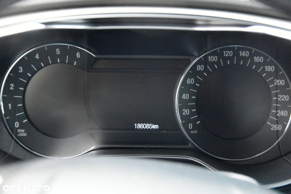 Ford Mondeo 2.0 EcoBlue Vignale - 40
