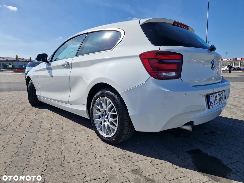 BMW Seria 1 116d - 3