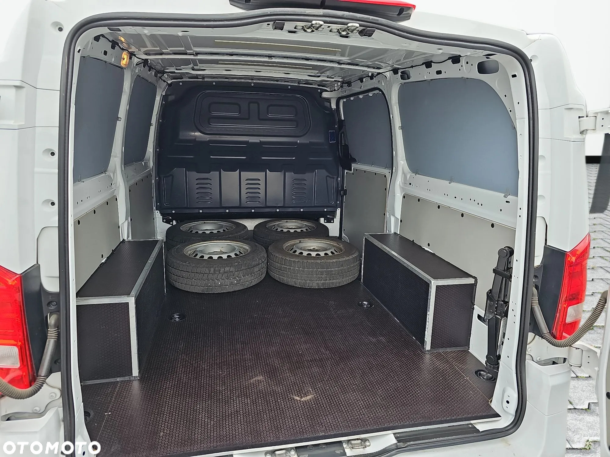 Mercedes-Benz Vito Mixto 110 CDI L2 447.703 - 16