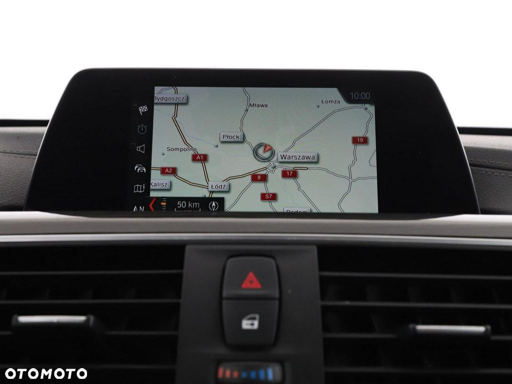 BMW Seria 3 318d Luxury Line - 23