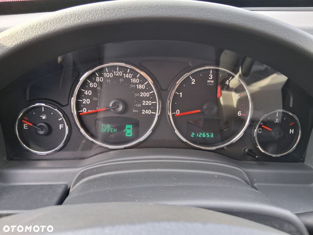Jeep Cherokee - 17