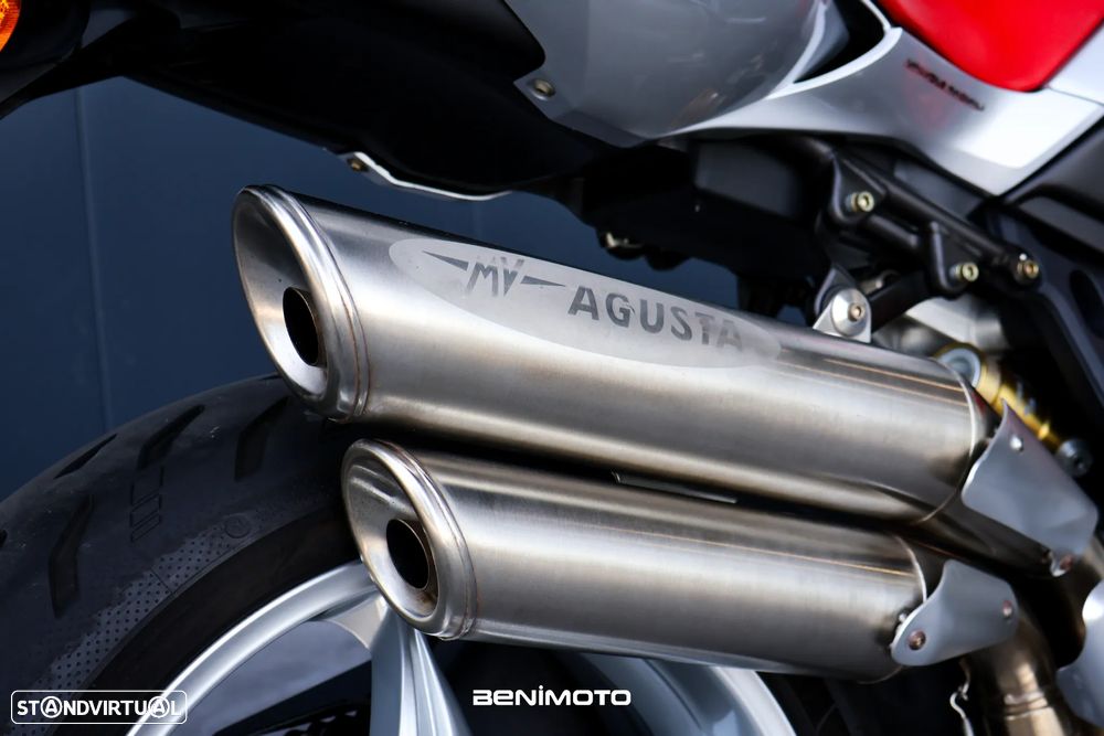 MV Agusta Brutale 910 - 15