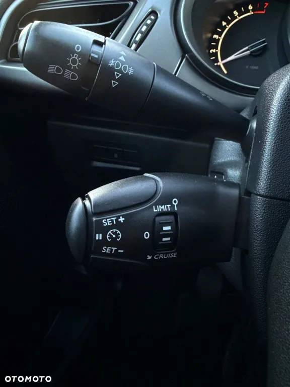 Citroën C3 1.2 PureTech Exclusive - 20