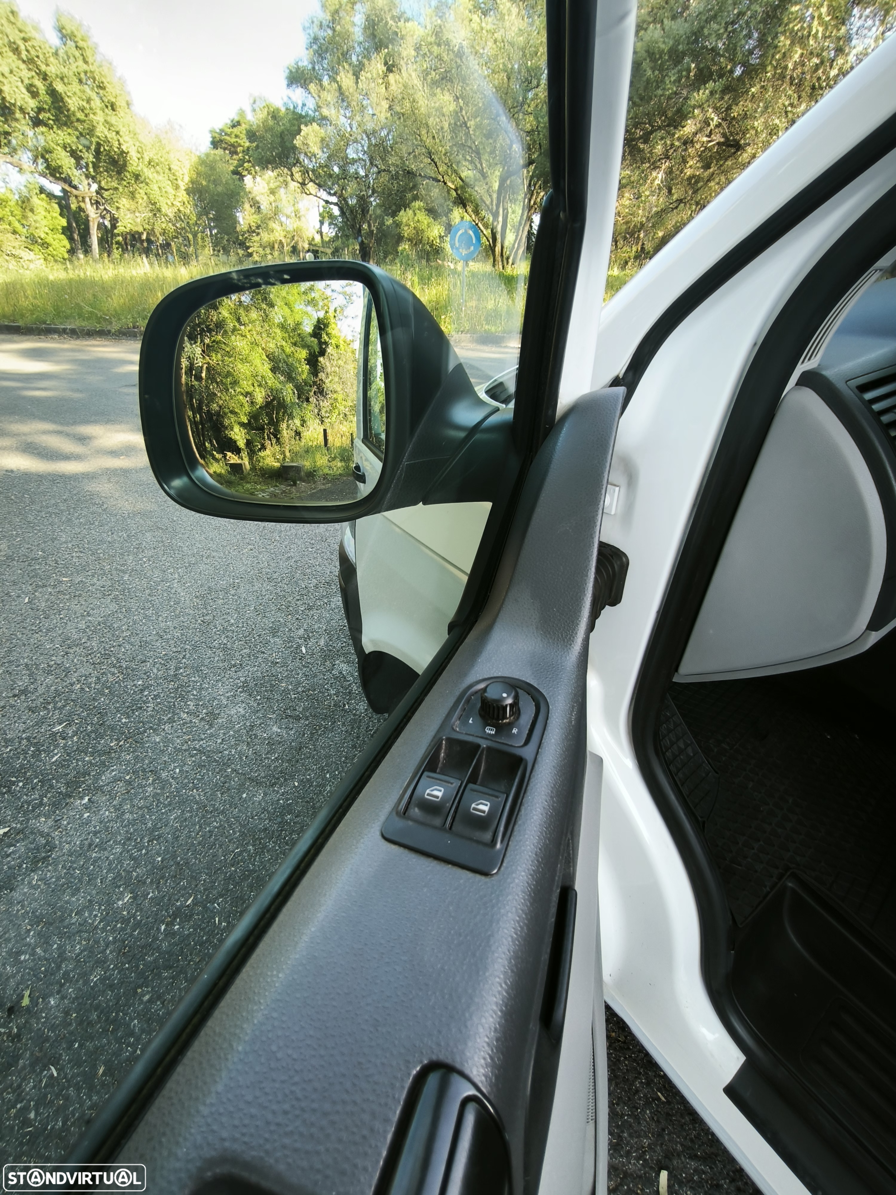 VW Transporter T5 TDI - 18