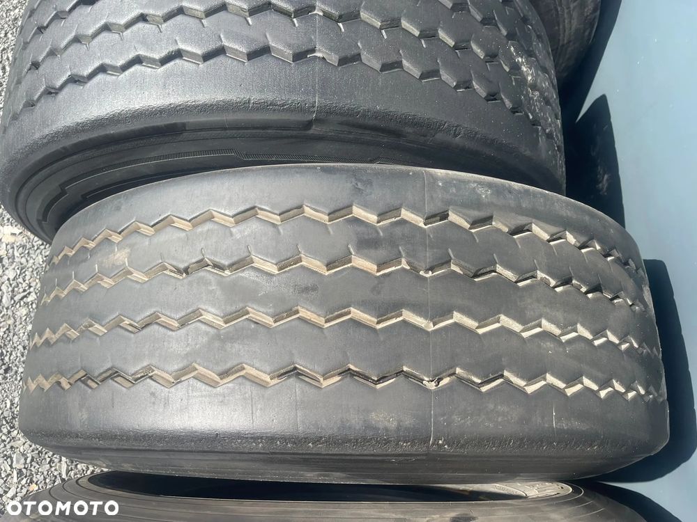 Komplet Opon 385/65/22,5 - 1