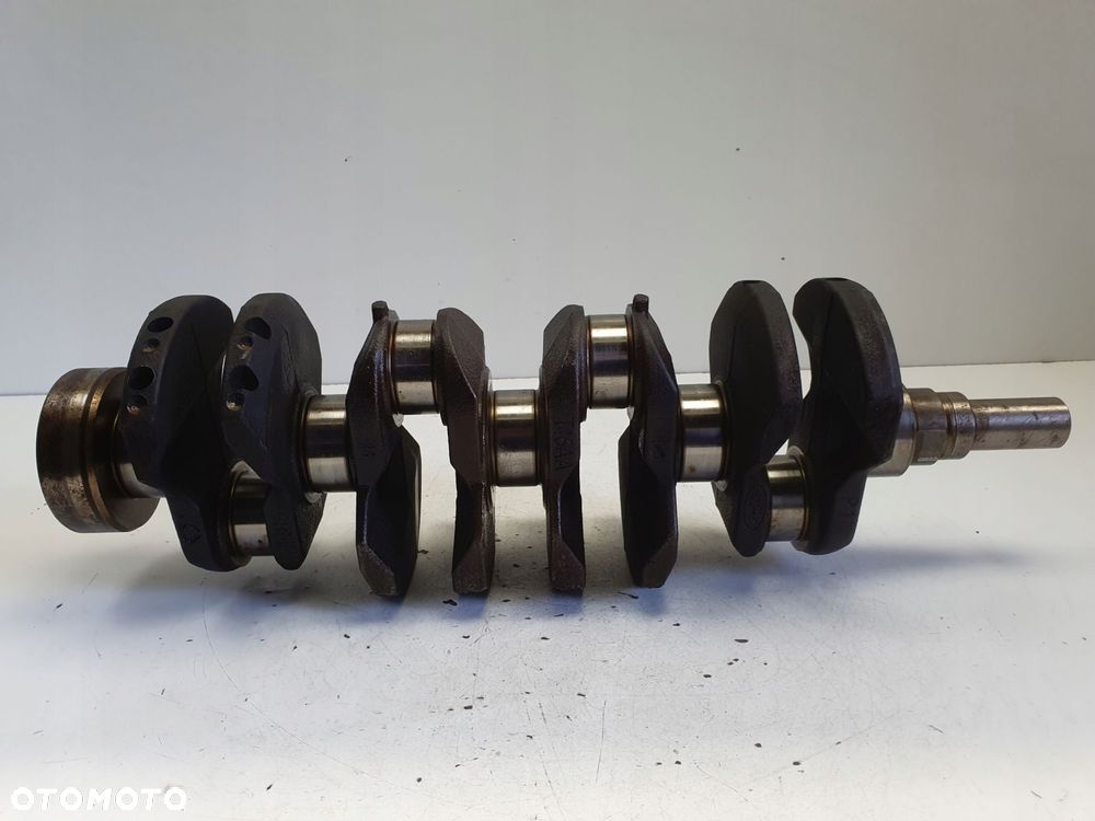 Ford Focus MK2 1.6 16V WAŁ KORBOWY - 1