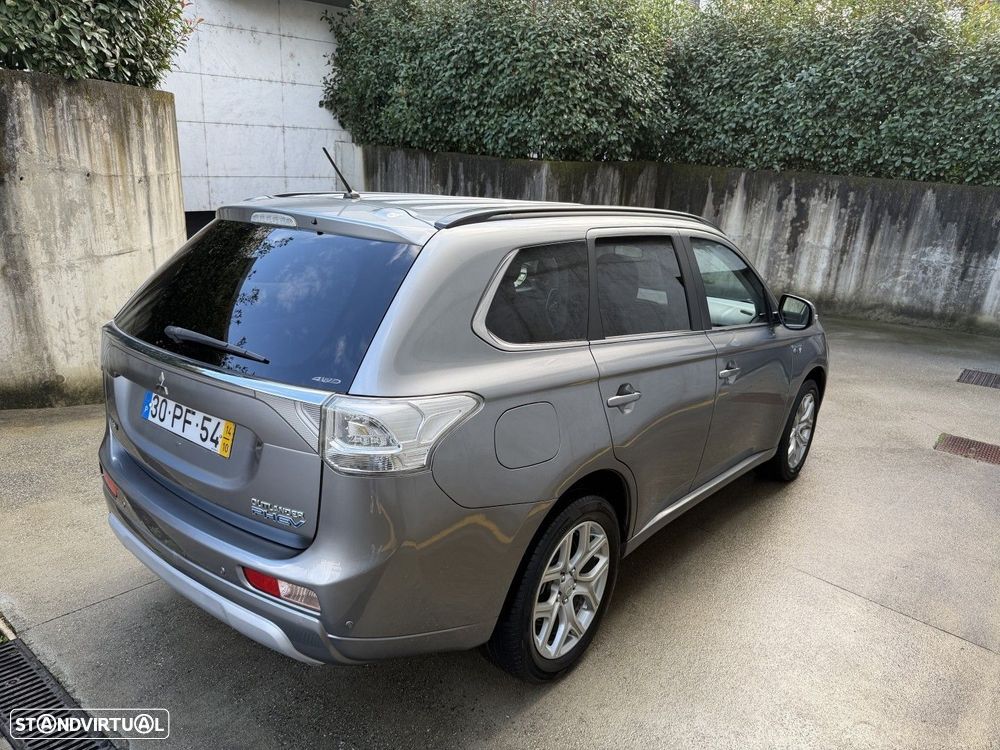 Mitsubishi Outlander 2.0 PHEV Intense Navi - 5