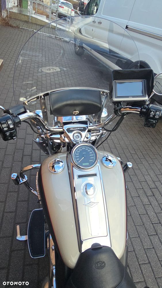 Harley-Davidson Touring Road King - 11