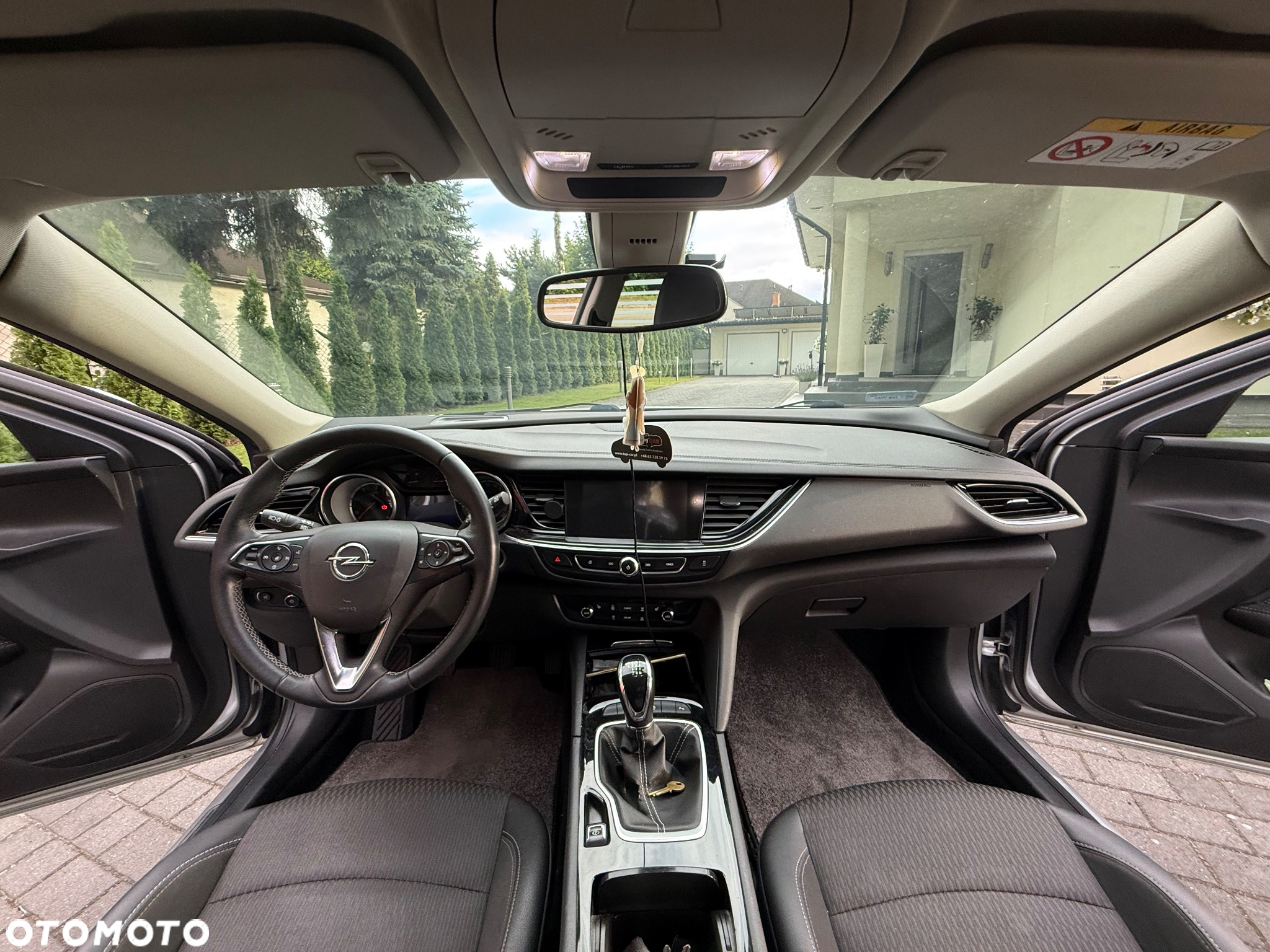 Opel Insignia - 11