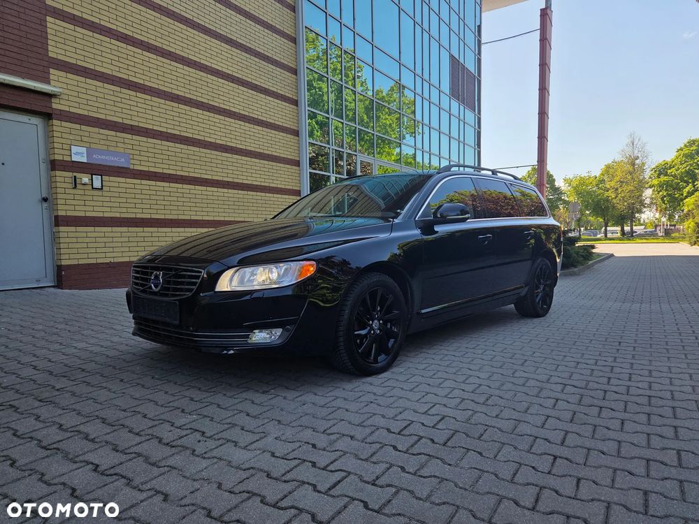 Volvo V70 D4 Geartronic Black Edition - 1