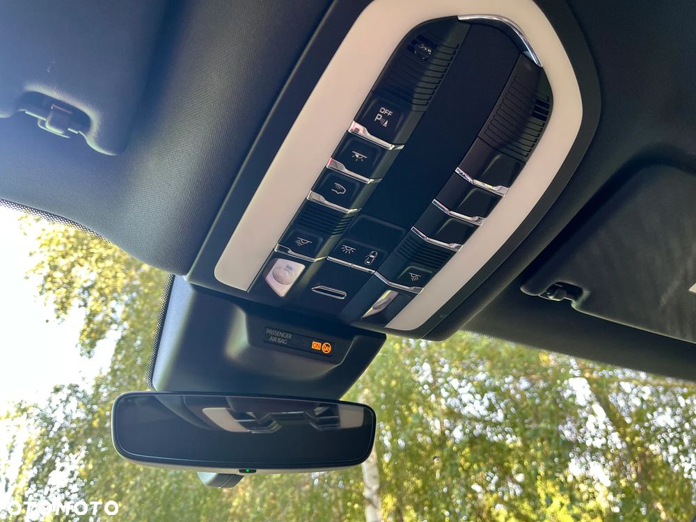 Porsche Macan Standard - 28