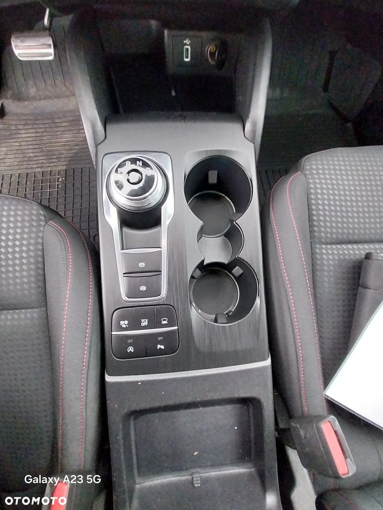 Ford Focus - 22