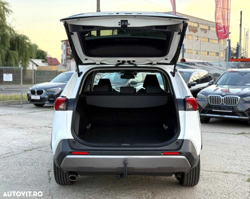 Toyota RAV4 - 14