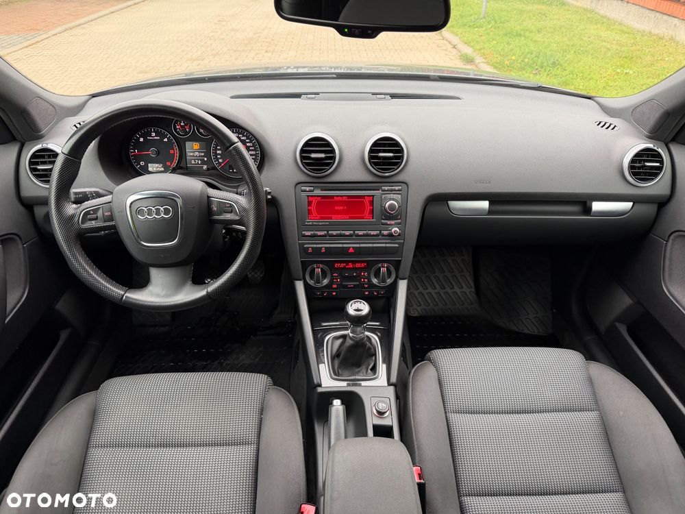 Audi A3 Sportback 2.0 TDI DPF S line Sportpaket - 26
