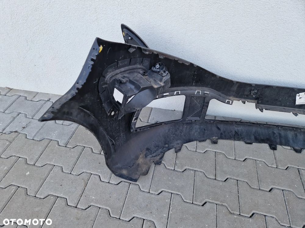 Zderzak Mercedes V klasa EQV W447 lift - 9