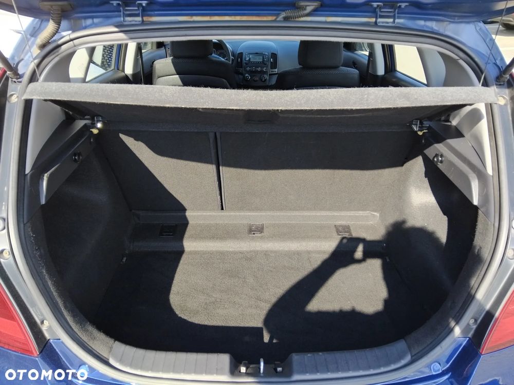 Hyundai i30 1.4 Blue Classic - 21