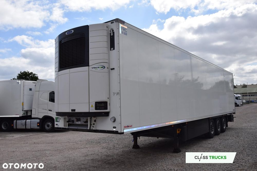 Schmitz Cargobull SKO FP 60 Carrier Vector 1550 - 1