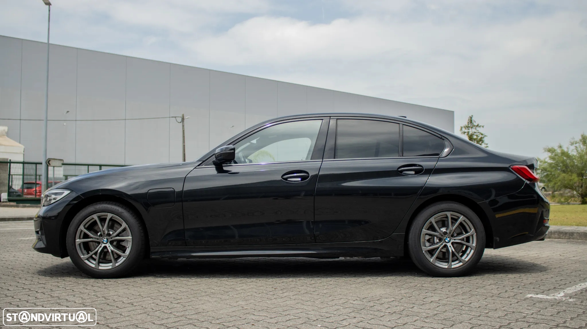 BMW 320 - 4