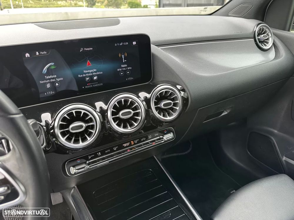 Mercedes-Benz B 200 7G-DCT AMG Line Advanced Plus - 41