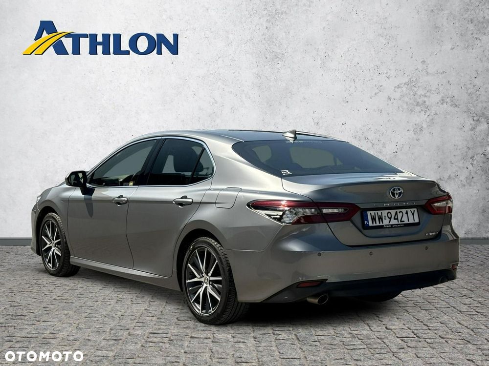 Toyota Camry 2.5 Hybrid Executive CVT - 3